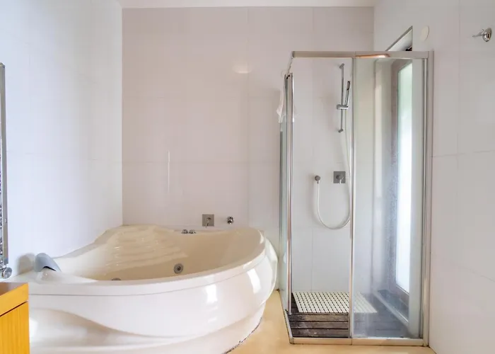 Villa Star With Private Heated Pool In