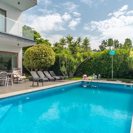 Star With Private Heated Pool In * Funchal (Madeira)