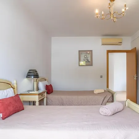 Star With Private Heated Pool In Funchal (Madeira)