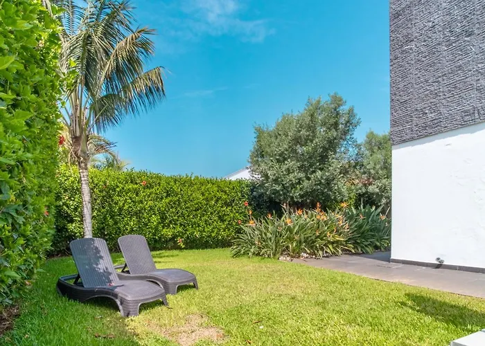 Star With Private Heated Pool In