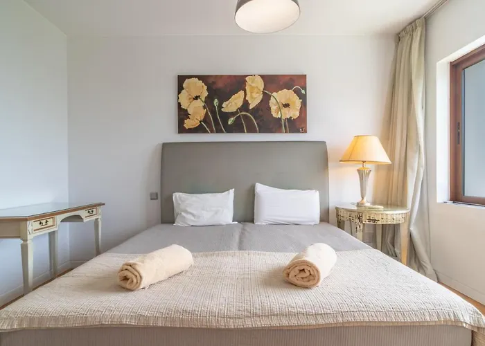 Star With Private Heated Pool In Willa *