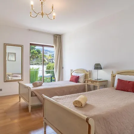 Star With Private Heated Pool In 别墅 丰沙尔